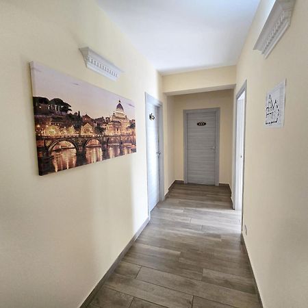 Giulya Guesthouse ローマ エクステリア 写真